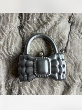 Silver 3D Bow Handbag with Chain Strap